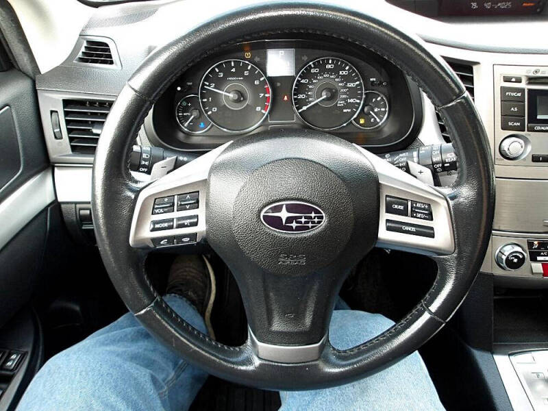 2012 Subaru Outback 2.5i Premium