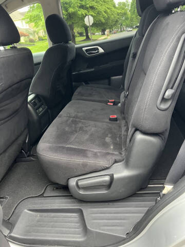 2013 Nissan Pathfinder S