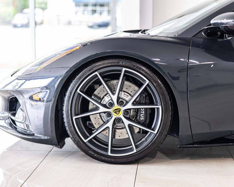 2024 Lotus Emira V6 First Edition