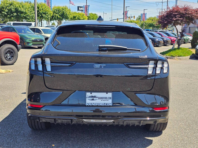 2025 Ford Mustang Mach-E GT