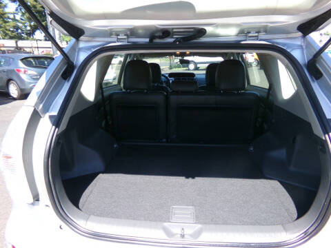 2012 Toyota Prius v Five