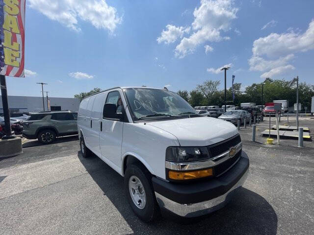 2025 Chevrolet Express 2500