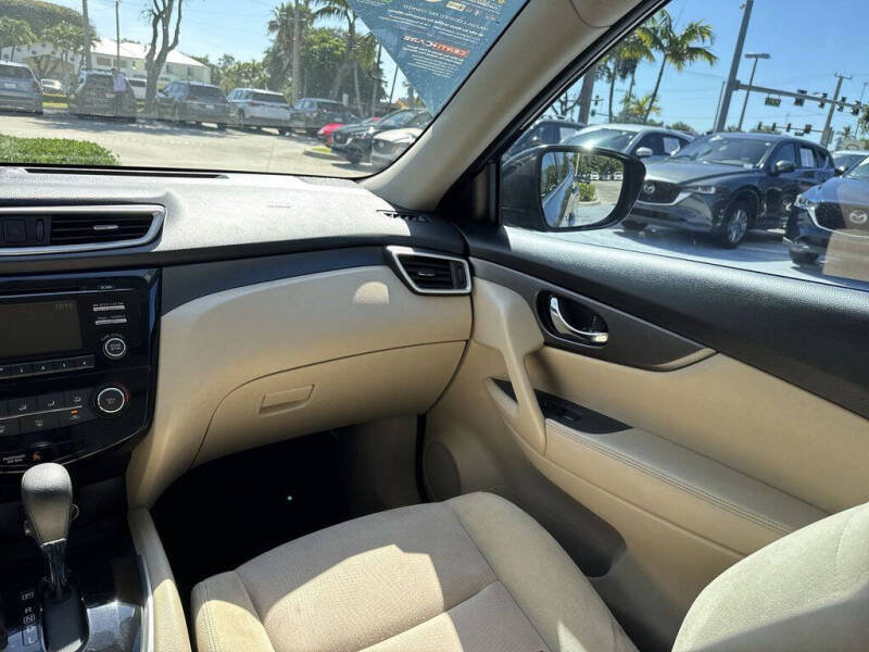 2016 Nissan Rogue S