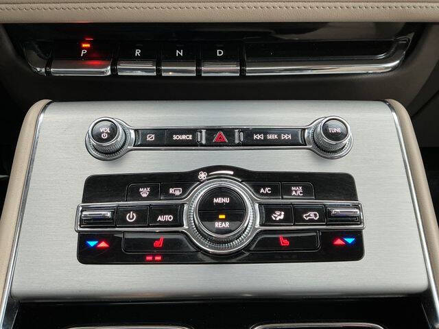 2023 Lincoln Aviator Standard