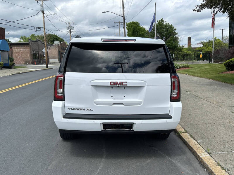 2019 GMC Yukon XL SLT