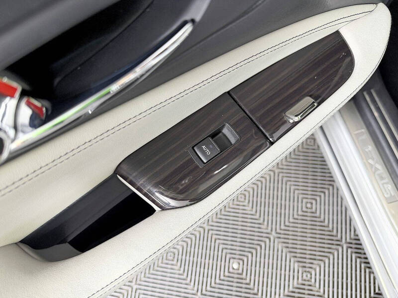 2014 Lexus LS 460