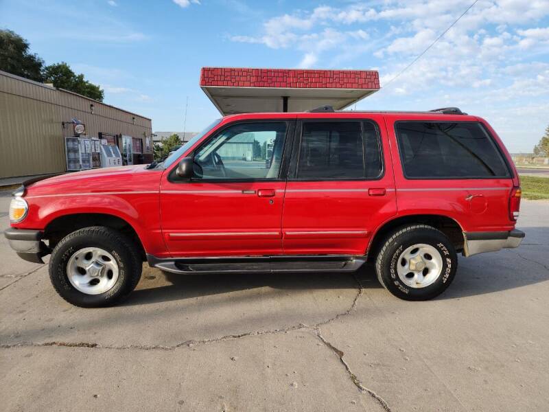 1998 Ford Explorer for sale at Dakota Auto Inc in Dakota City NE