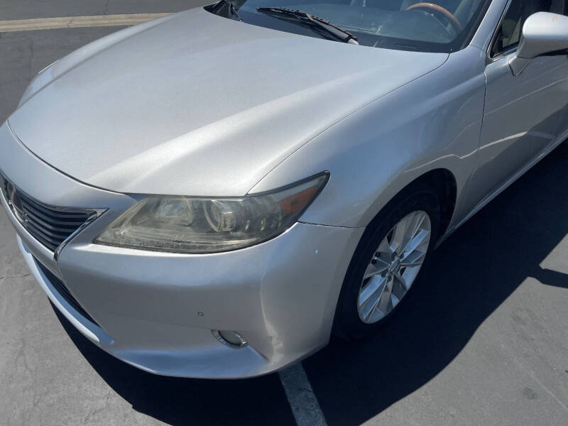 2013 Lexus ES 300h