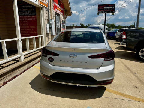 2019 Hyundai Elantra