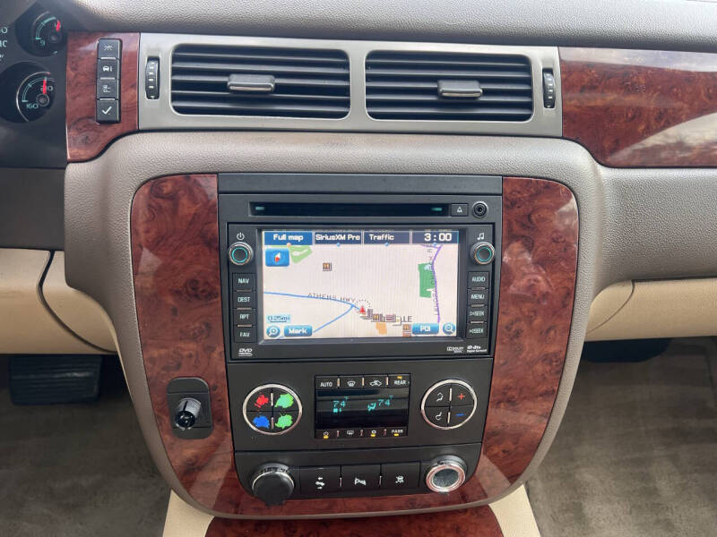 2011 Chevrolet Suburban LTZ