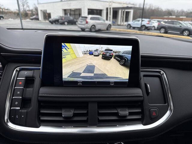 2022 GMC Yukon XL AT4