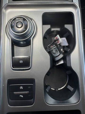 2024 Ford Edge Titanium