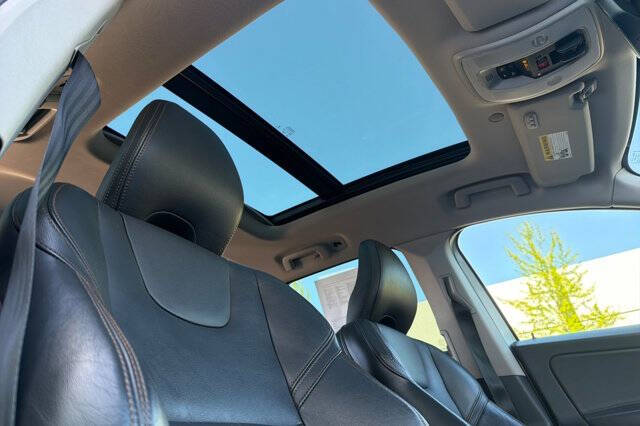 2017 Volvo XC60 T6 Dynamic