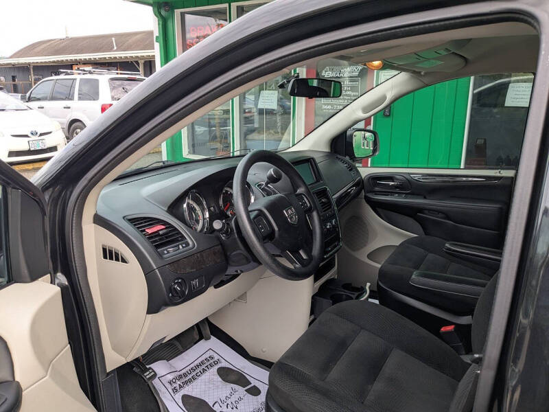 2016 Dodge Grand Caravan SE