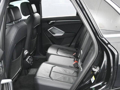 2022 Audi Q3 quattro S line Prem Plus 45 TFSI