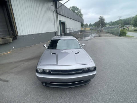 2013 Dodge Challenger SXT