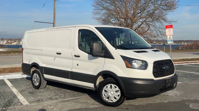 2017 Ford Transit Van Base's photo