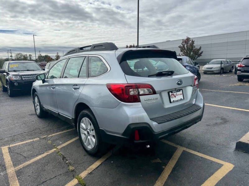 2018 Subaru Outback 2.5i