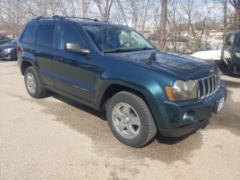 2005 Jeep Grand Cherokee for sale at Short Line Auto Inc in Rochester MN