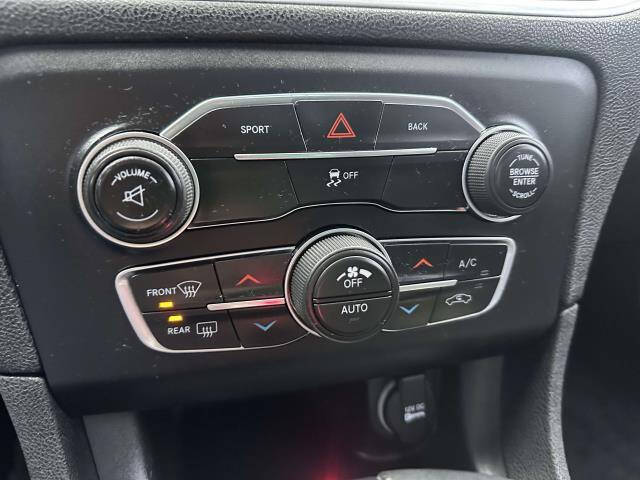 2015 Dodge Charger SXT