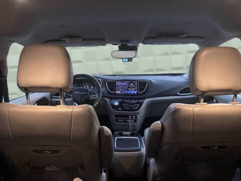 2021 Chrysler Pacifica Hybrid Touring L