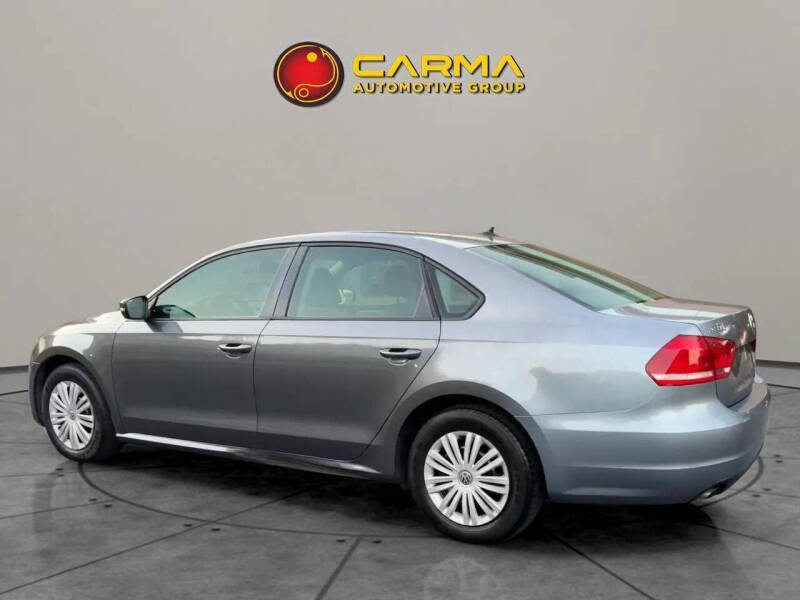 2014 Volkswagen Passat 1.8T S PZEV