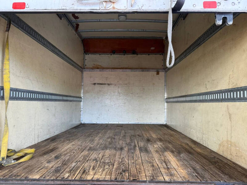 2005 Ford E-Series E-350 SD