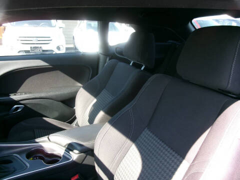 2015 Dodge Challenger SXT