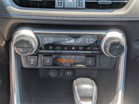 2019 Toyota RAV4 Hybrid XSE