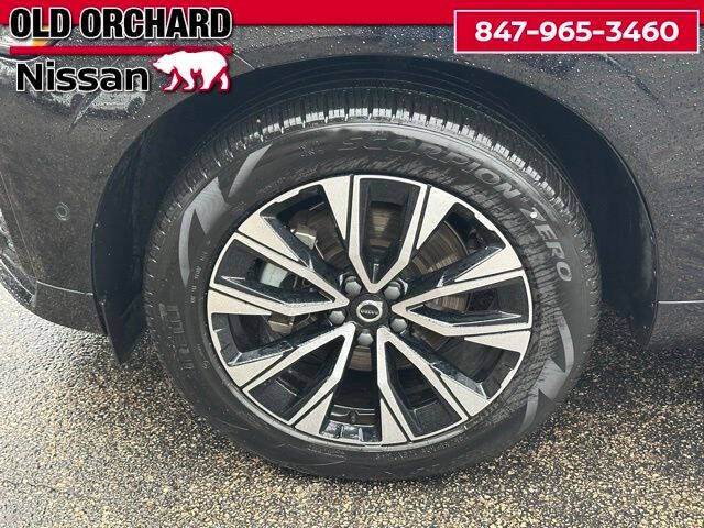 2025 Volvo XC60 B5 Plus Dark Theme