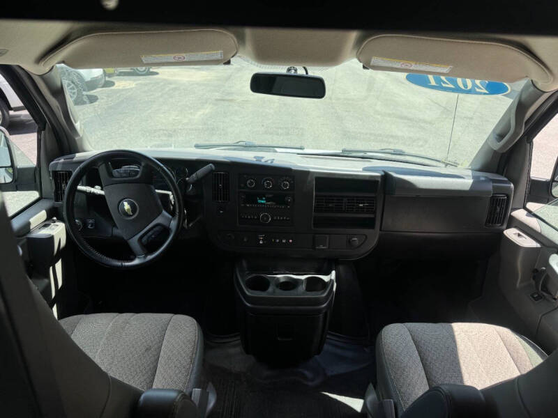 2021 Chevrolet Express 2500