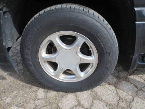 2004 GMC Yukon Denali