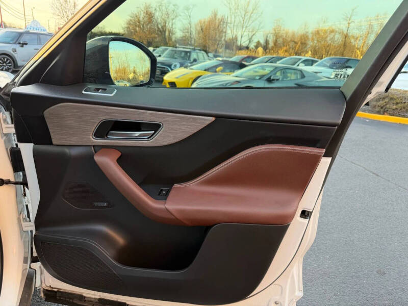 2018 Jaguar F-PACE S