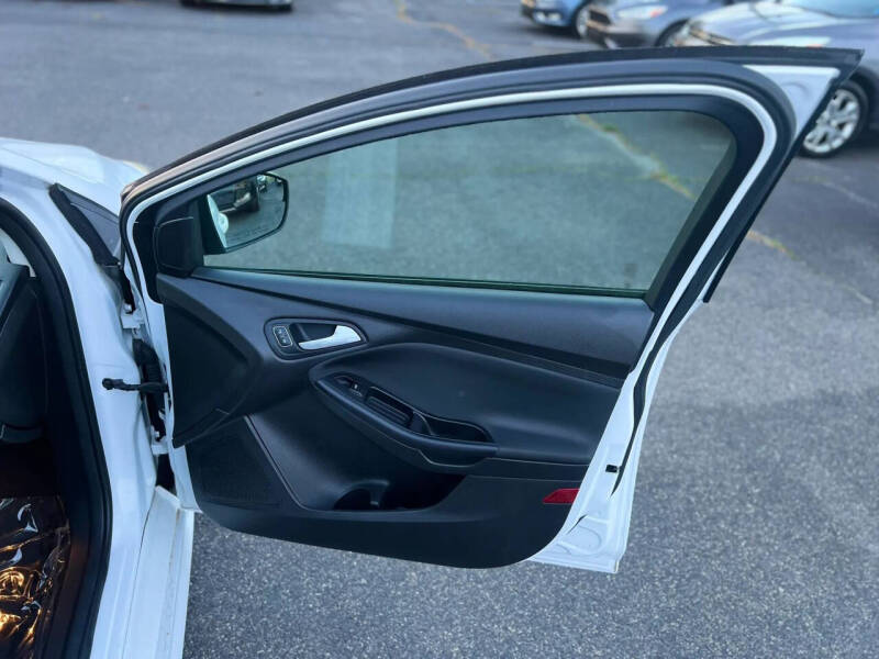 2015 Ford Focus SE