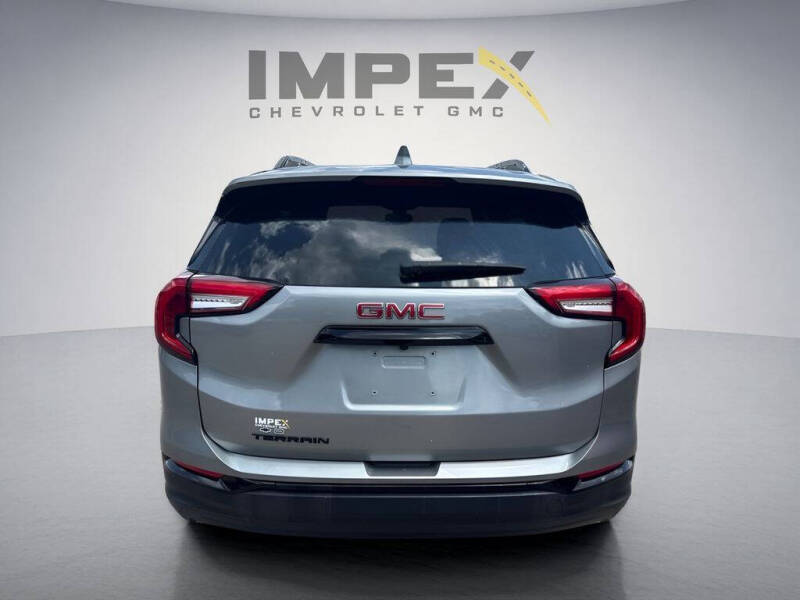 2024 GMC Terrain SLE