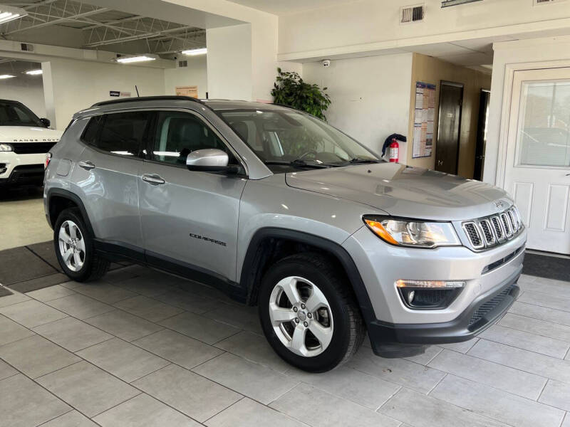 2019 Jeep Compass Latitude photo 3