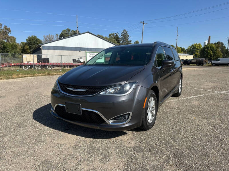 2019 Chrysler Pacifica for sale at ONG Auto in Farmington MN