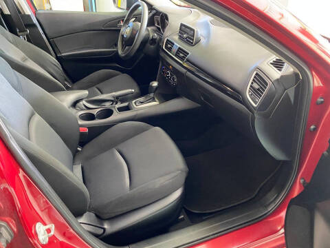2014 Mazda MAZDA3 i SV
