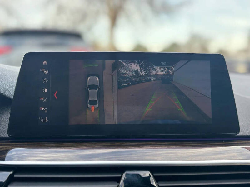 2019 BMW 5 Series 540i