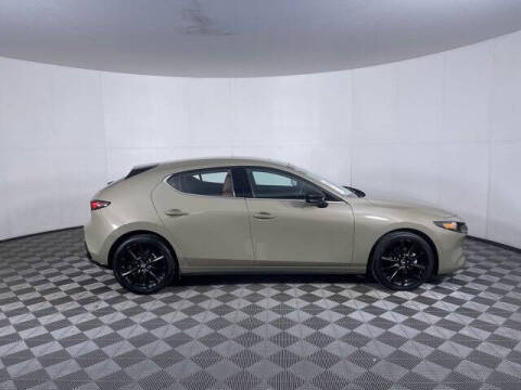 2024 Mazda Mazda3 Hatchback 2.5 Carbon Turbo