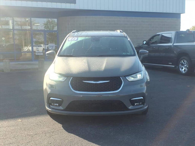 2022 Chrysler Pacifica Touring L