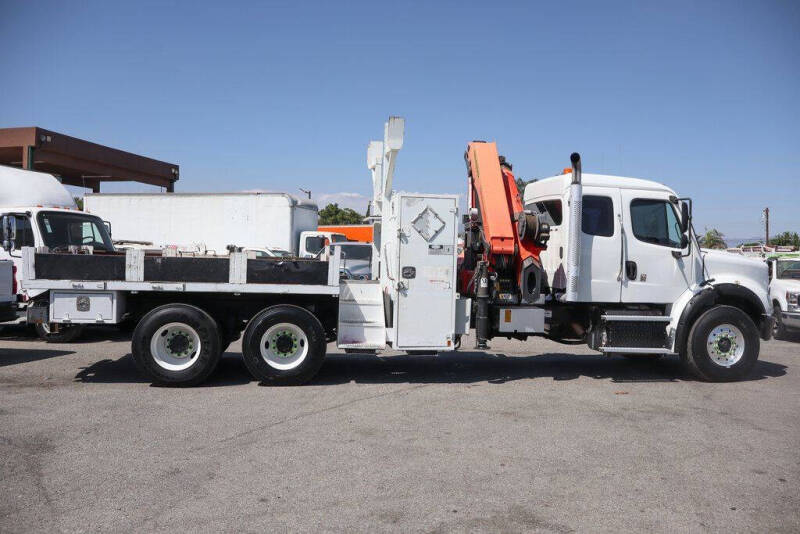 2013 Freightliner M2 112