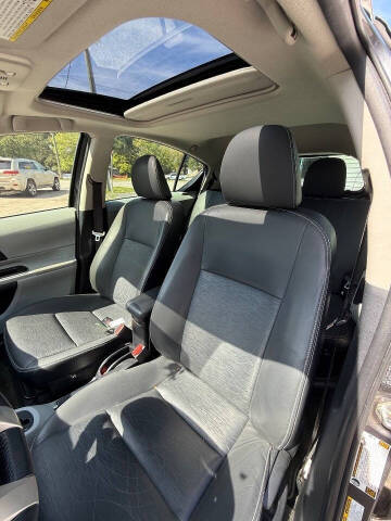 2014 Toyota Prius c Two