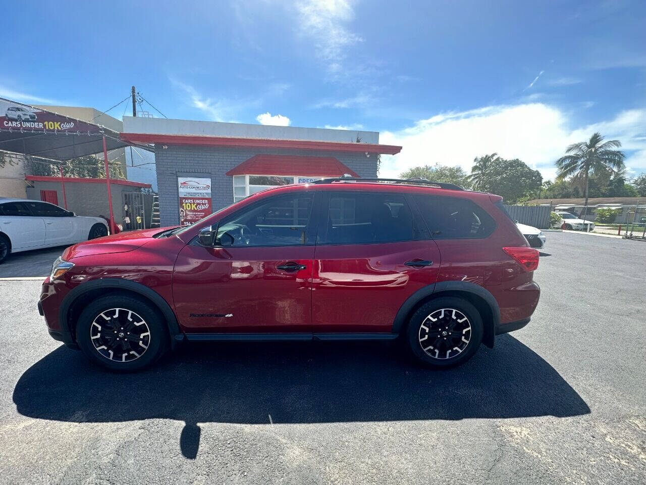 2020 NISSAN Pathfinder SUV / Crossover - $20,999