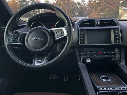 2017 Jaguar F-PACE S