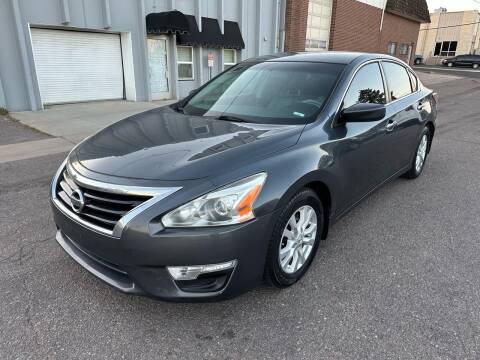 2013 Nissan Altima for sale at STATEWIDE AUTOMOTIVE LLC in Englewood CO