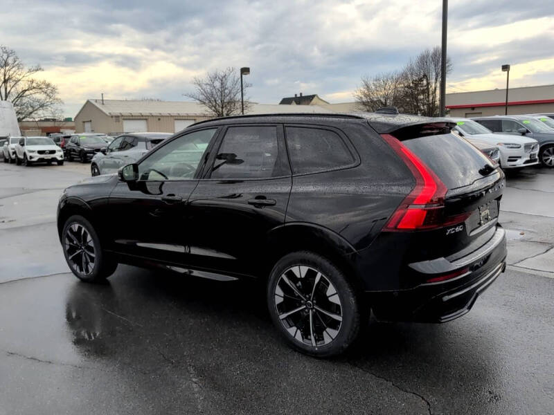 2026 Volvo XC60 B5 Plus