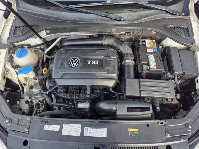 2015 Volkswagen Passat 1.8T Limited Edition