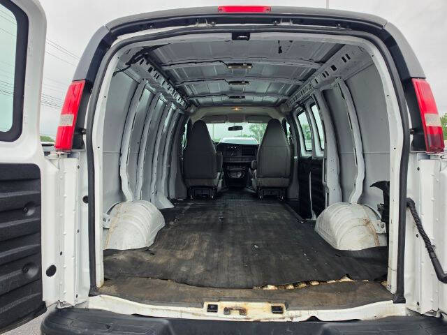 2017 Chevrolet Express 2500