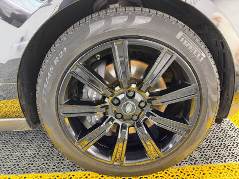 2020 Land Rover Range Rover P525 HSE